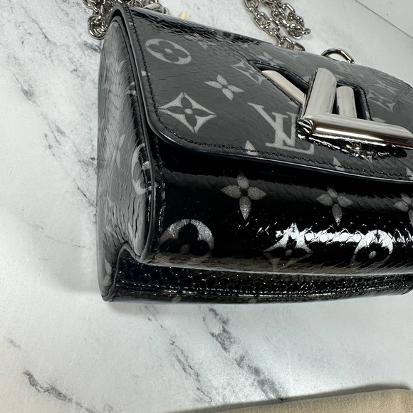 Louis Vuitton Python Twist Monogram Snakeskin Crossbody Bag PM Black/Silver LV - Picture 15 of 15